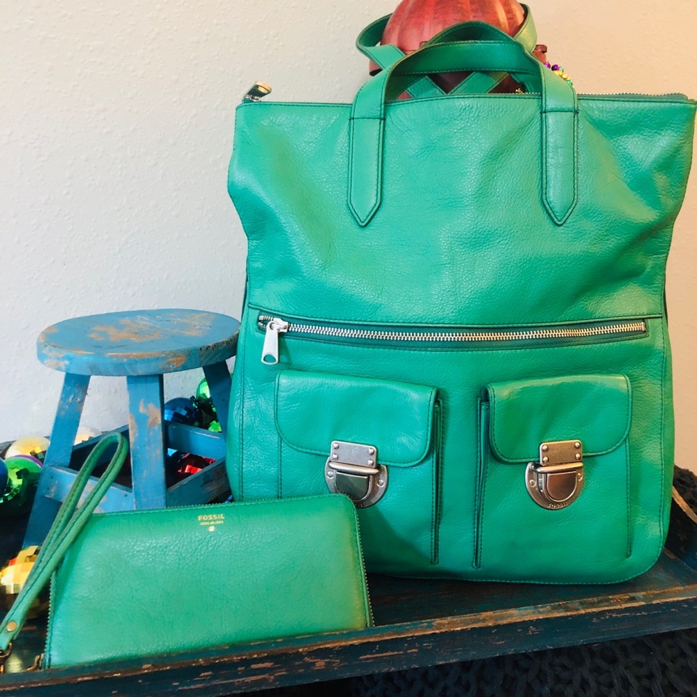 FOSSIL EUC Versatile Crossbody Purse & Wallet